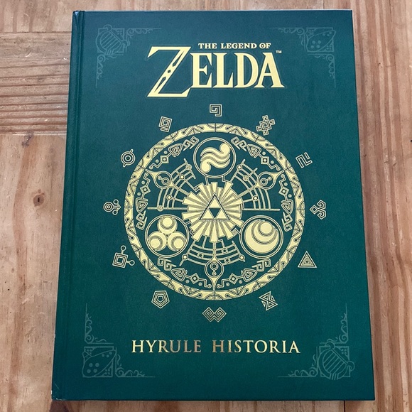 The Legend of Zelda - Hyrule Historia - Hardcover Book - Picture 1 of 10